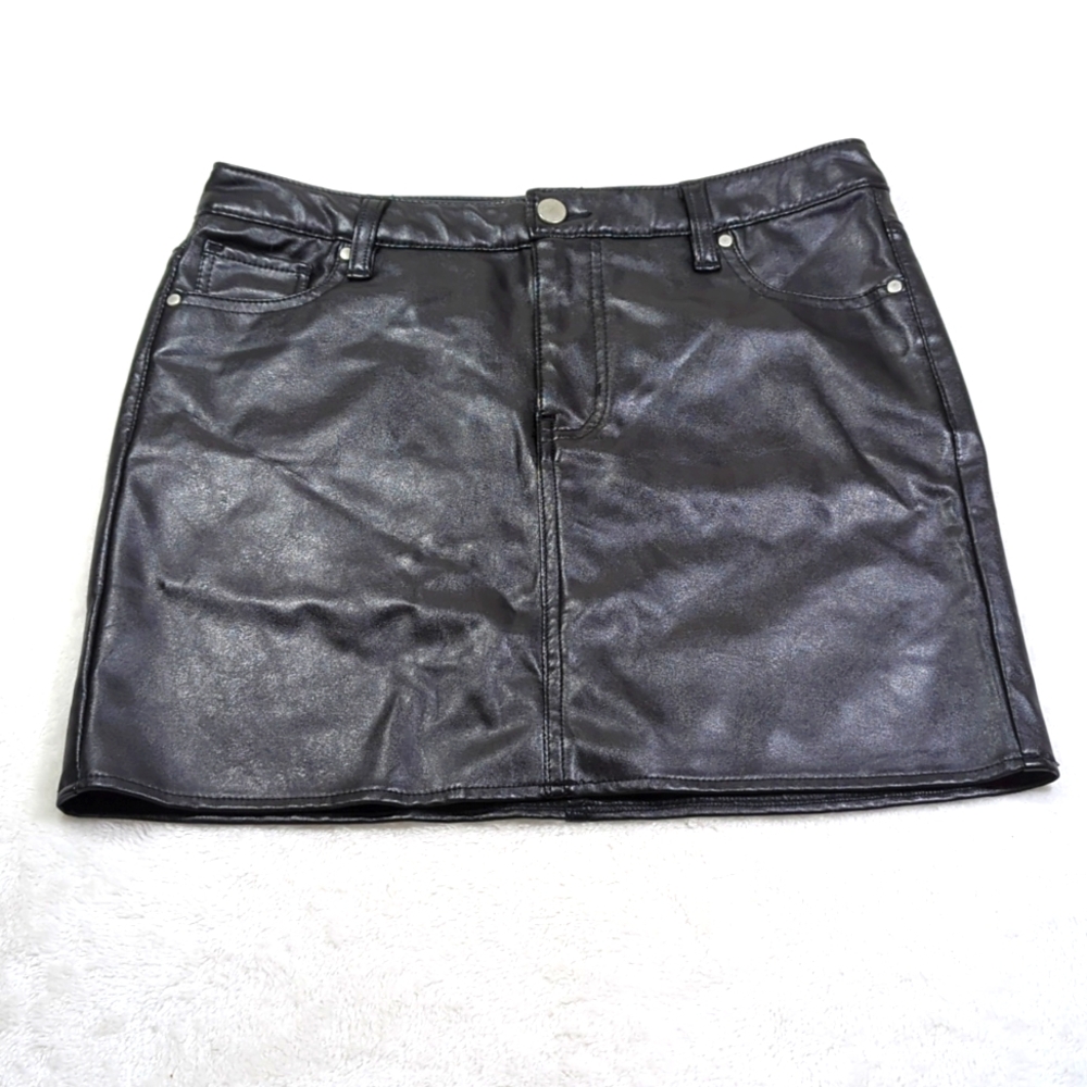 Material Girl faux leather skirt Like NEW! 7
